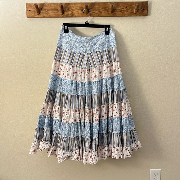 Dresses & Skirts - Floral & Striped Style Long Skirt